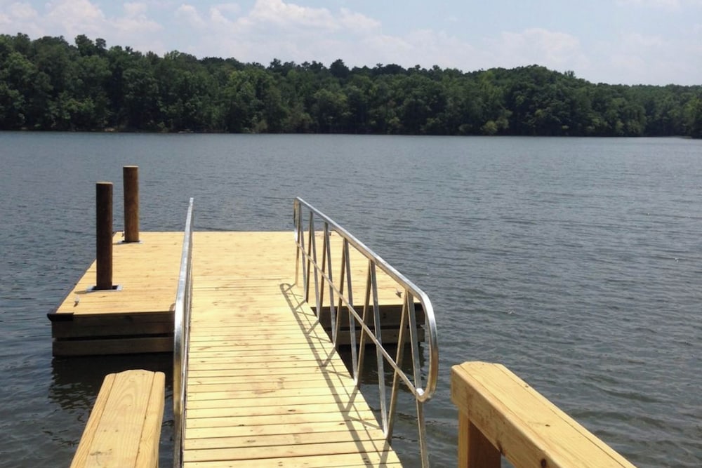 2br Lakefront Lake Murray Home W Dock And Deck 22325827 — Leesville