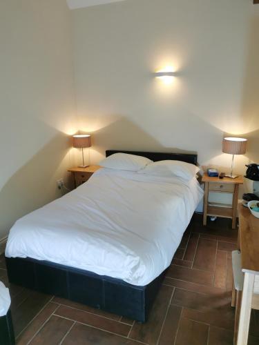 The Brownlow Stables - carbon neutral hotel in Leighton Buzzard