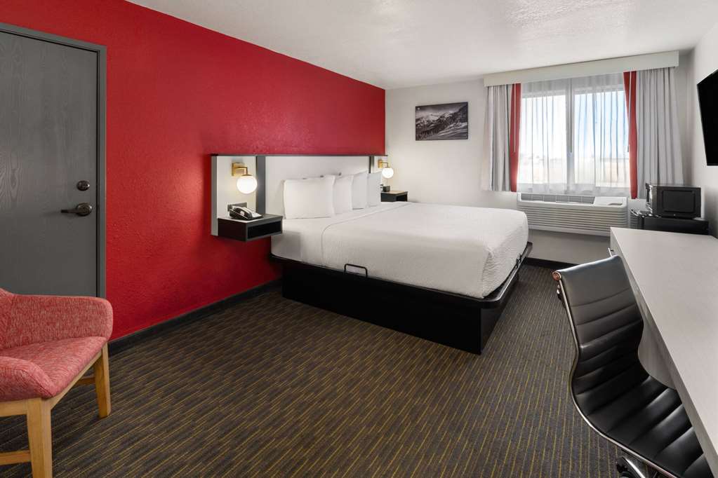 SYLO Hotel Denver Airport a Ramada by Wyndham - photo 19