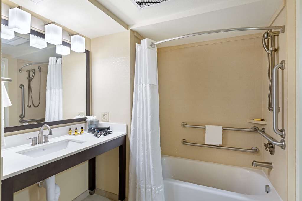 Best Western Plus Thornburg Inn & Suites - photo 23