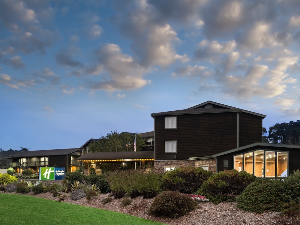 Holiday Inn Express Ft Bragg by IHG - photo 49
