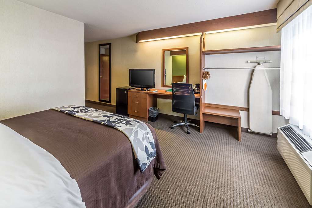 Sleep Inn & Suites Bay View Acme Travers City - photo 14