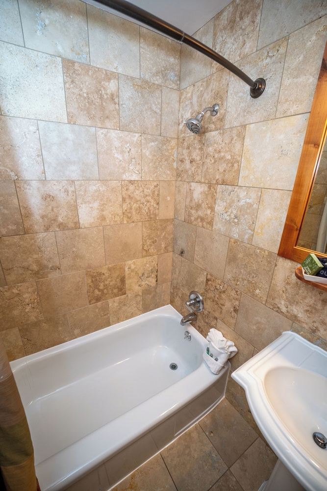 Silver Moon Inn - photo 125
