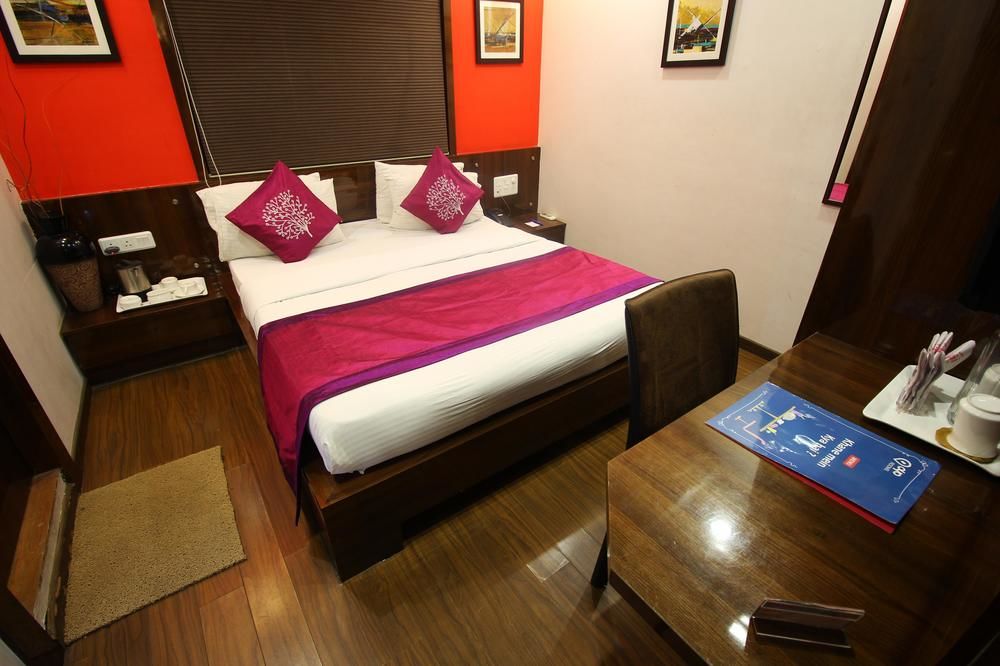 OYO Rooms Race Course Ring Road in Rajkot, India