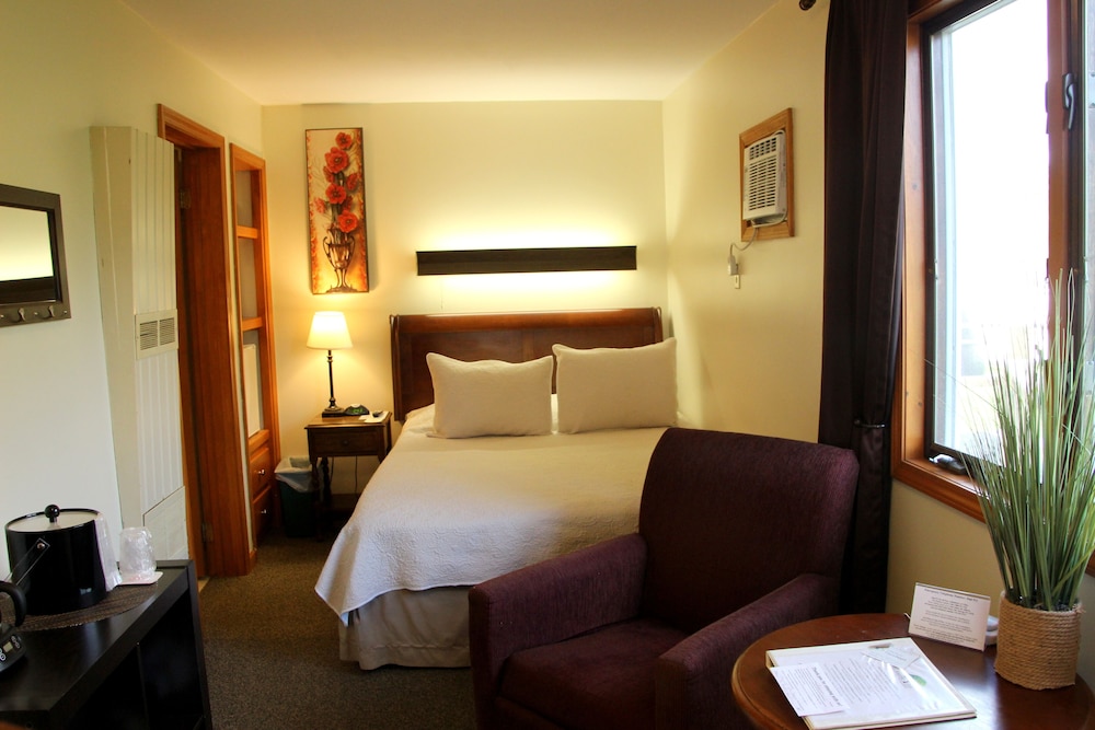 All Seasons Inn Corp - photo 9