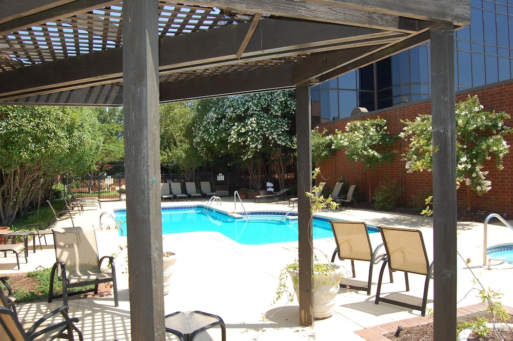 Hilton Greenville - photo 31