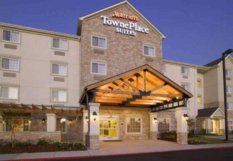 TownePlace Suites by Marriott Texarkana - photo 12