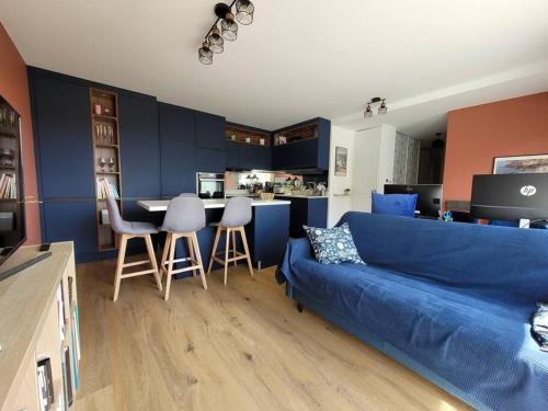 F3 Neuf Tout Equipe de 62m2 Centre Ville in Annecy, France