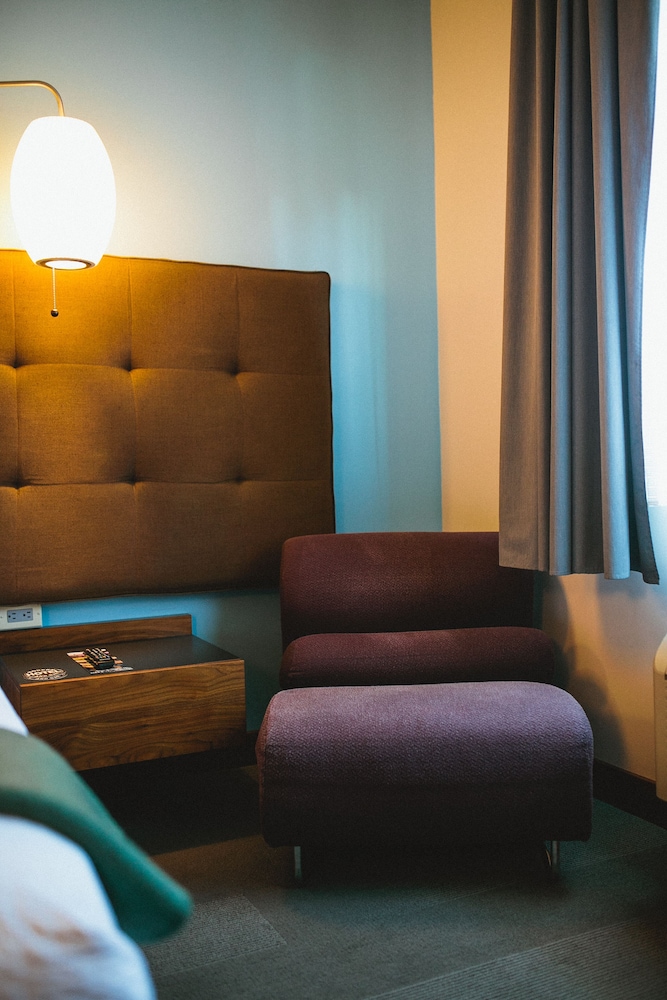 Modern Hotel - photo 19