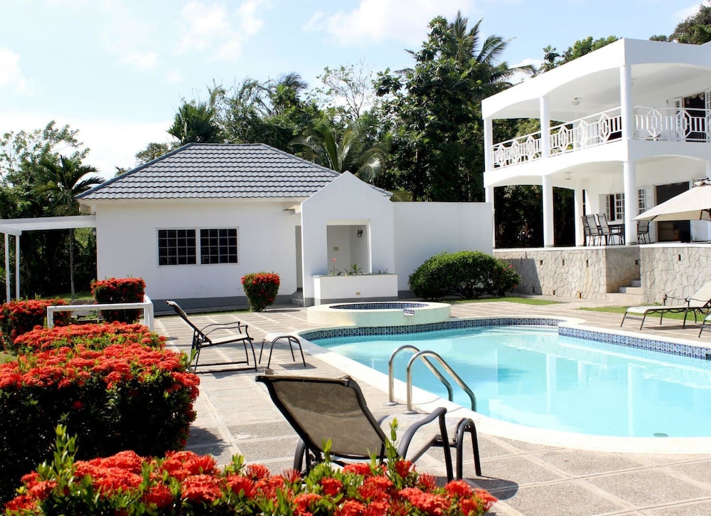 San Sky in Port Antonio, Jamaica