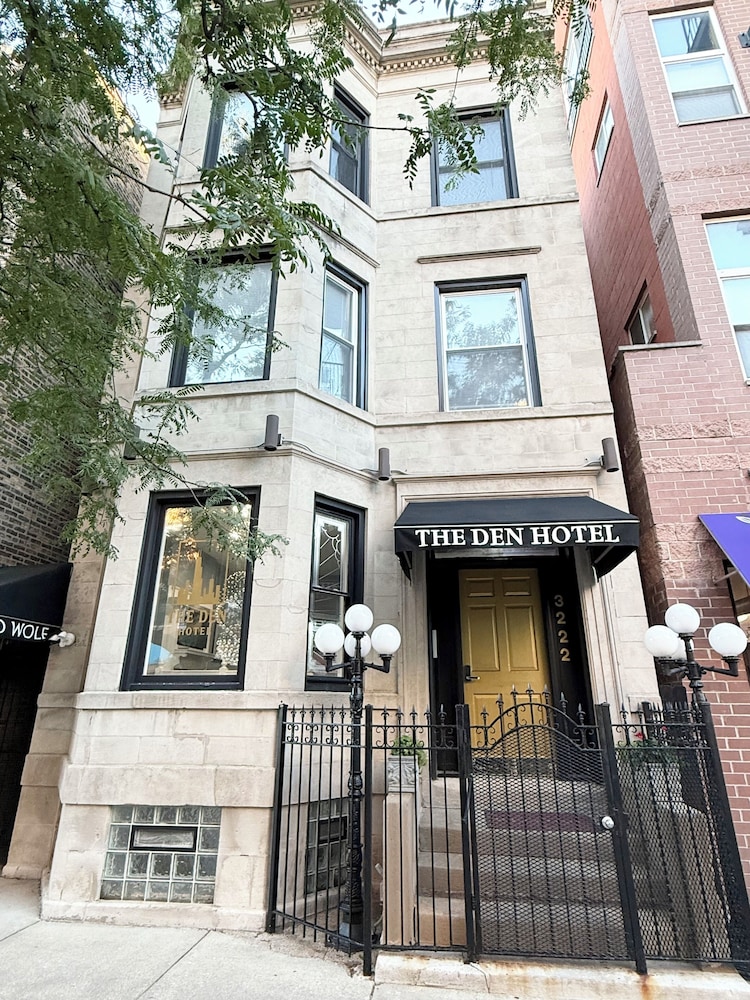 Old Chicago Inn - featured photo