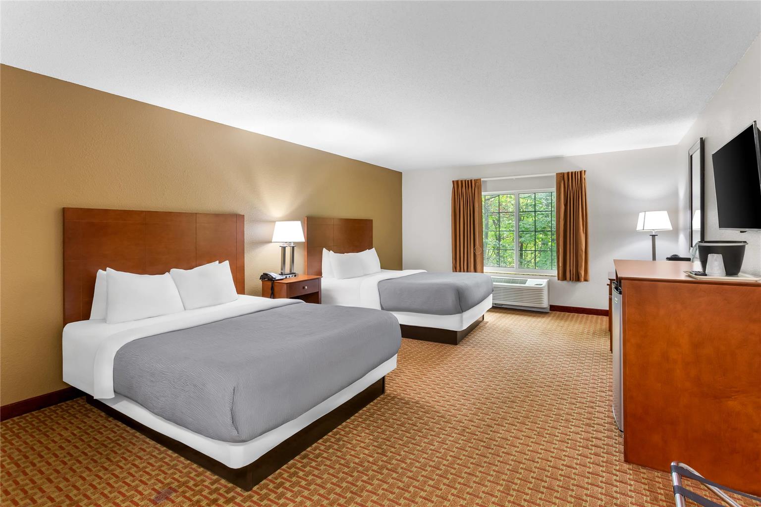 Quality Inn Near Interstate I94 - photo 14