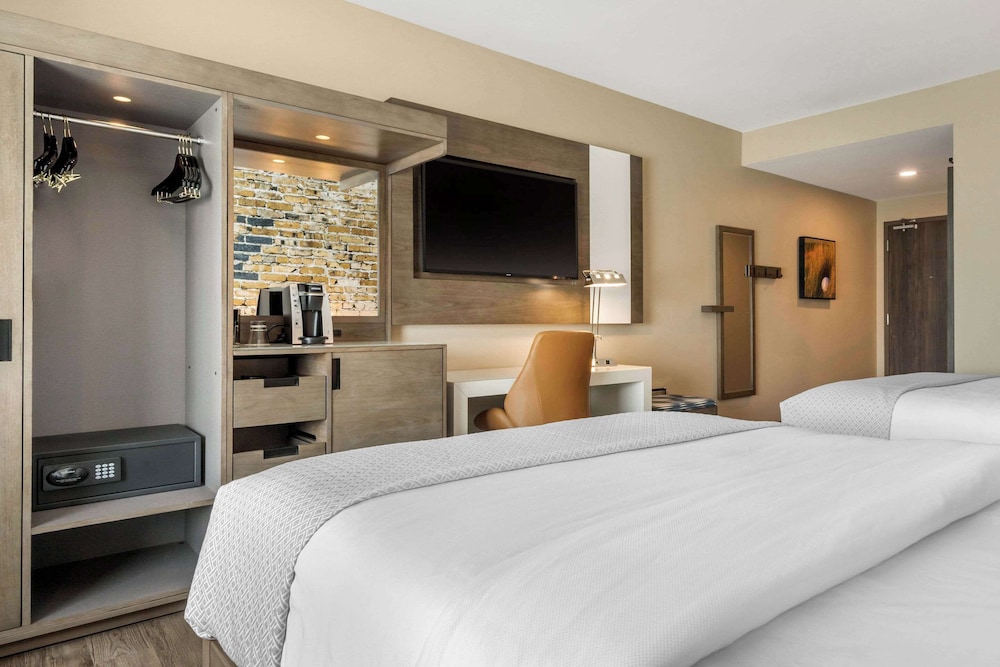 Cambria Hotel Fort Mill - photo 19