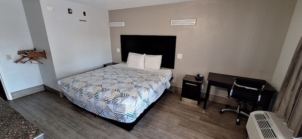 Motel 6 Knoxville TN East - photo 20