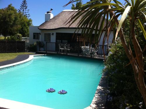 Birkenhead Manor - last minute hotel in Cape Town