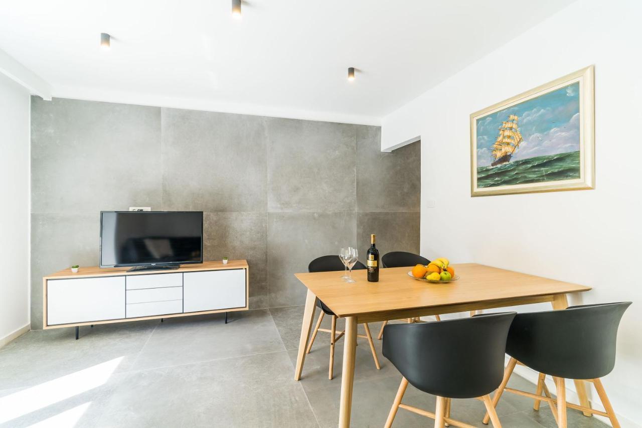 Lapad bay luxury apartment