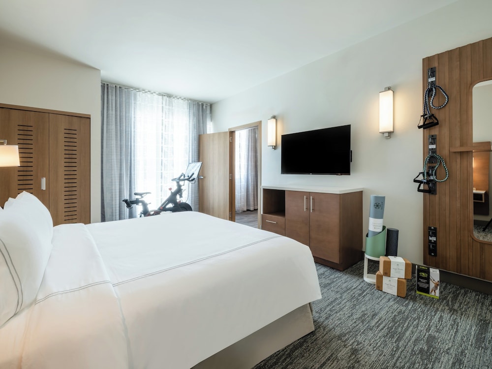 Even Hotel Miami Doral Area By Ihg - photo 20