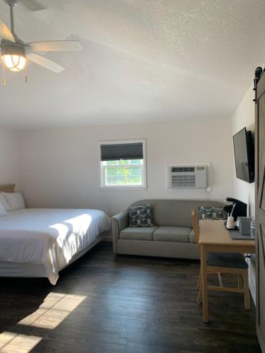 Cape Motel - photo 11