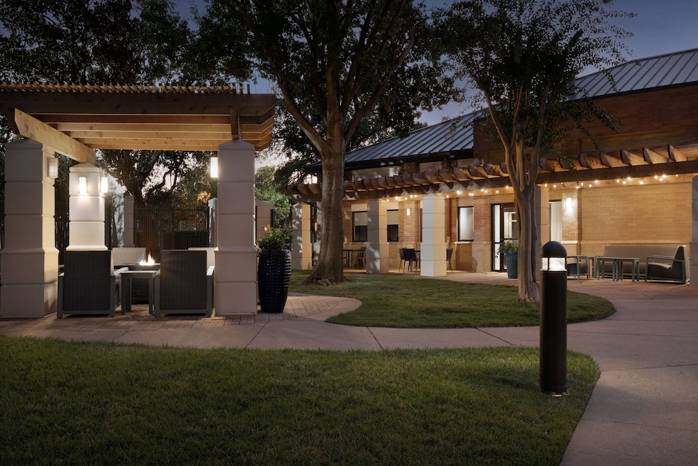 Courtyard by Marriott Dallas Addison Quorum Drive - photo 26
