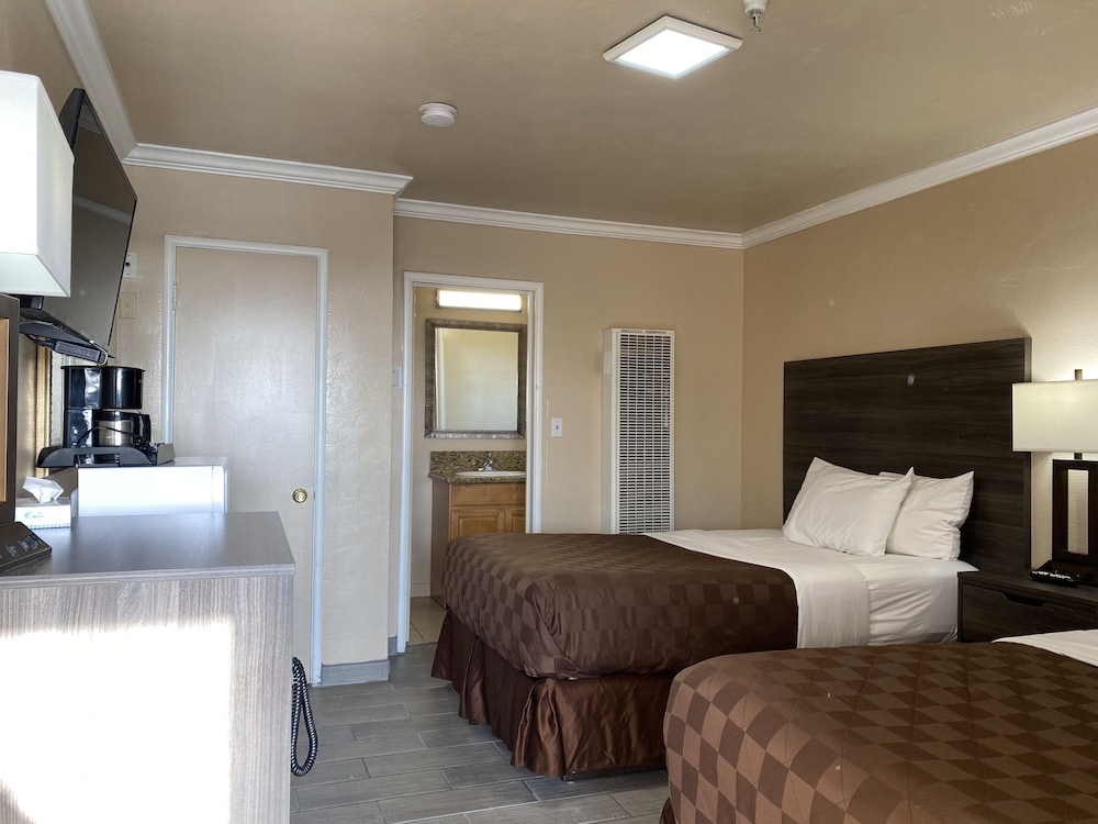 Holland Inn & Suites - photo 10