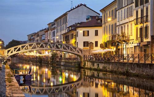 New Flat in the Heart of Navigli — 4-Star Luxury Hotel in Milan, Italy