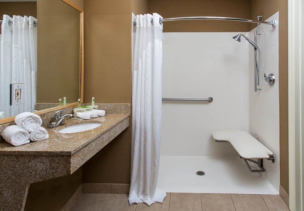 Holiday Inn Express Clermont by IHG - photo 16