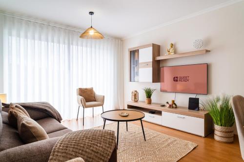 GuestReady Duplex paradise in Caniço — 4-Star Luxury Hotel in Canico, Portugal