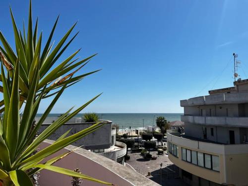 ModernShore Attico Sul Mare — 4-Star Luxury Hotel in Alba Adriatica, Italy