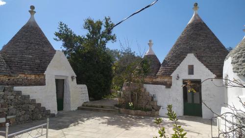 Trulli di Ivana — 4-Star Luxury Hotel in Ostuni, Italy