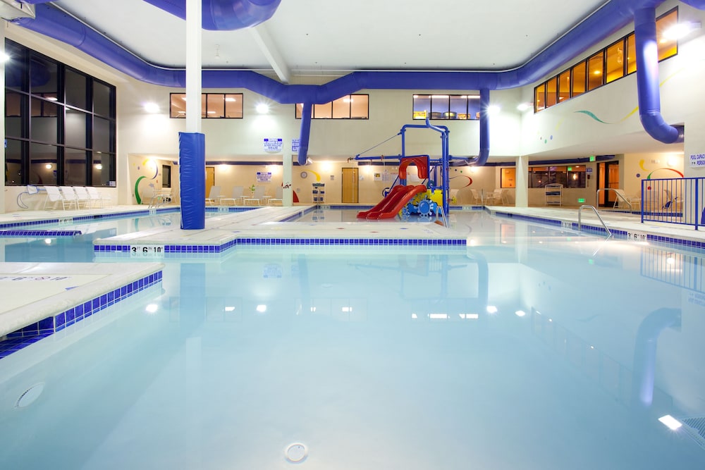 Holiday Inn Express Hotel and Suites West Valley by IHG - photo 16