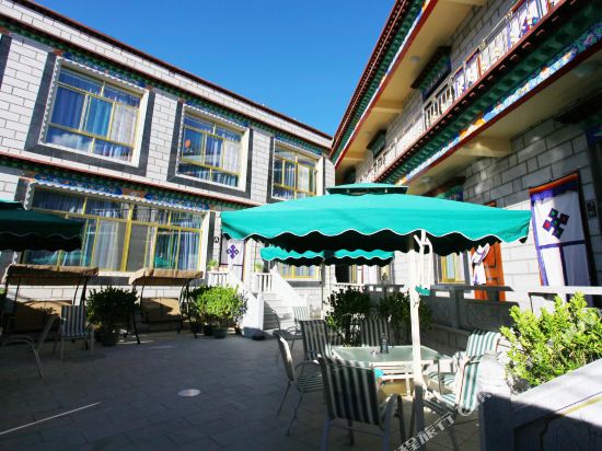 Curtea Brancovenească - carbon neutral hotel in Constanta