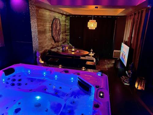 Love room - carbon neutral hotel in Onnaing