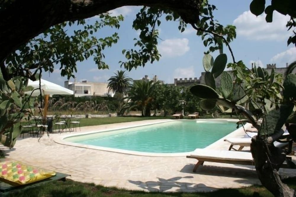 Palazzo Vecchio B&B — 4-Star Luxury Hotel in Diso, Italy