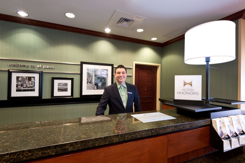 Hampton Inn & Suites El Paso West - photo 8