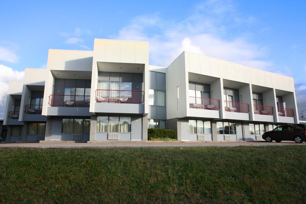 Motel Chute Des Pères pet-friendly hotel Dolbeau-Mistassini