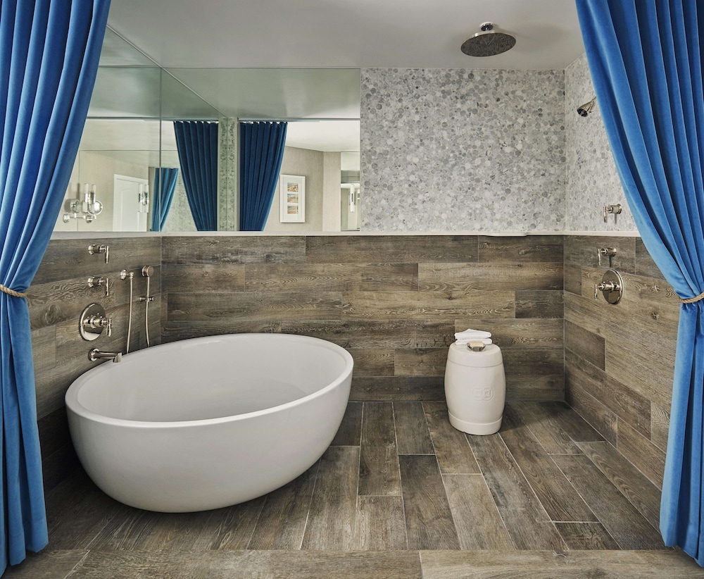 Fairmont Miramar Hotel - photo 67