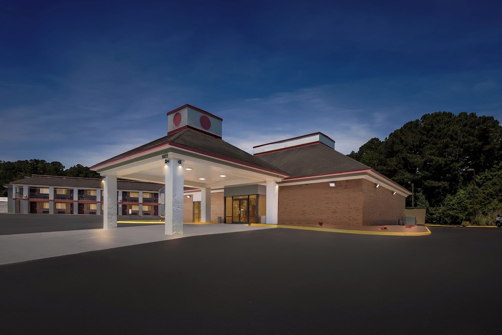 Red Roof Inn Sanford - photo 41