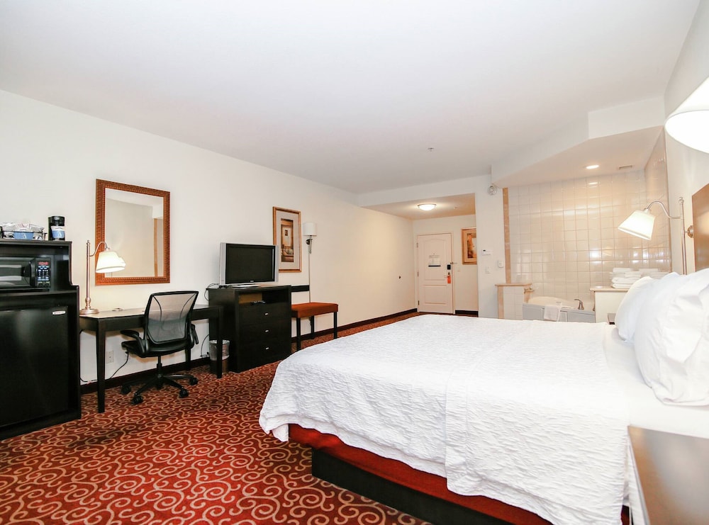Hampton Inn Kingston - photo 11