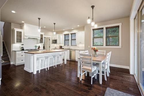 Blakely 30 Day in Bend, United States