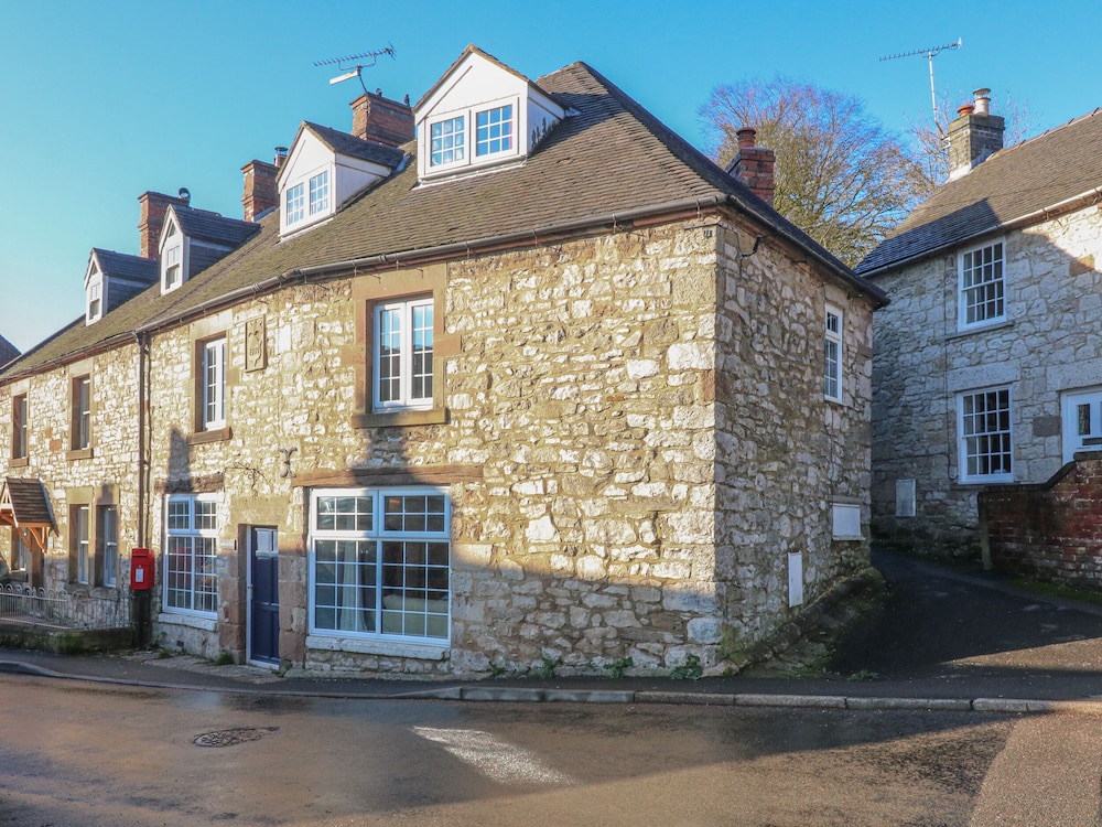 Royal Oak - carbon neutral hotel in Matlock
