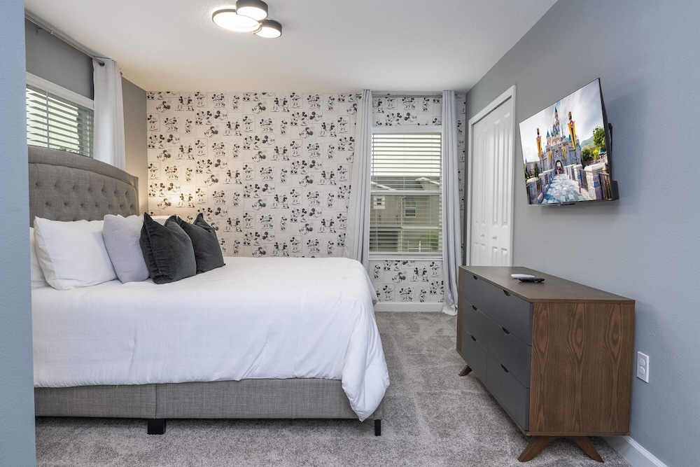 Stunning 5 Bd W Pool @ Storey Lake Resort 2400 - photo 19