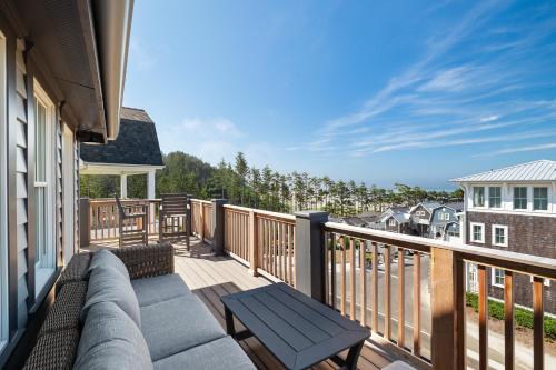 Play Among the Stars by Seabrook Hospitality in Huntington Beach, United States