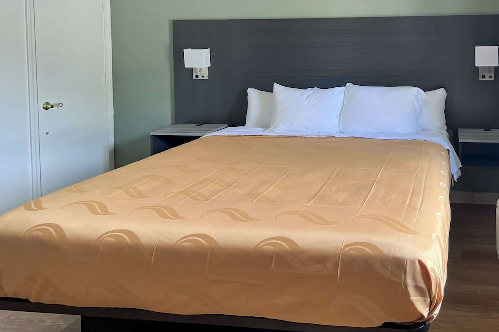 Quality Inn Tallahassee near University - photo 5