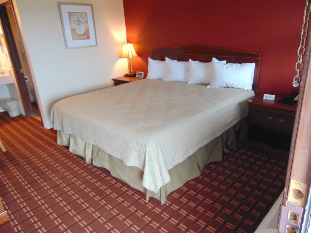 Candlelight Inn - photo 9