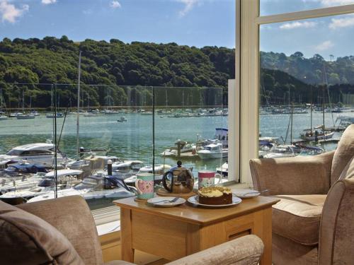 22 Dart Marina — 4-Star Luxury Hotel in Dartmouth, United Kingdom
