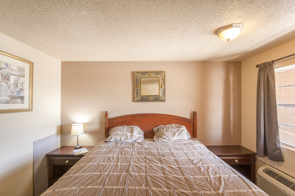 Hotel Las Cruces I 10 West - photo 8
