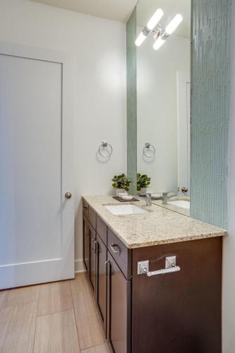 Lofts at 30th 2 Top Floor Units - photo 15