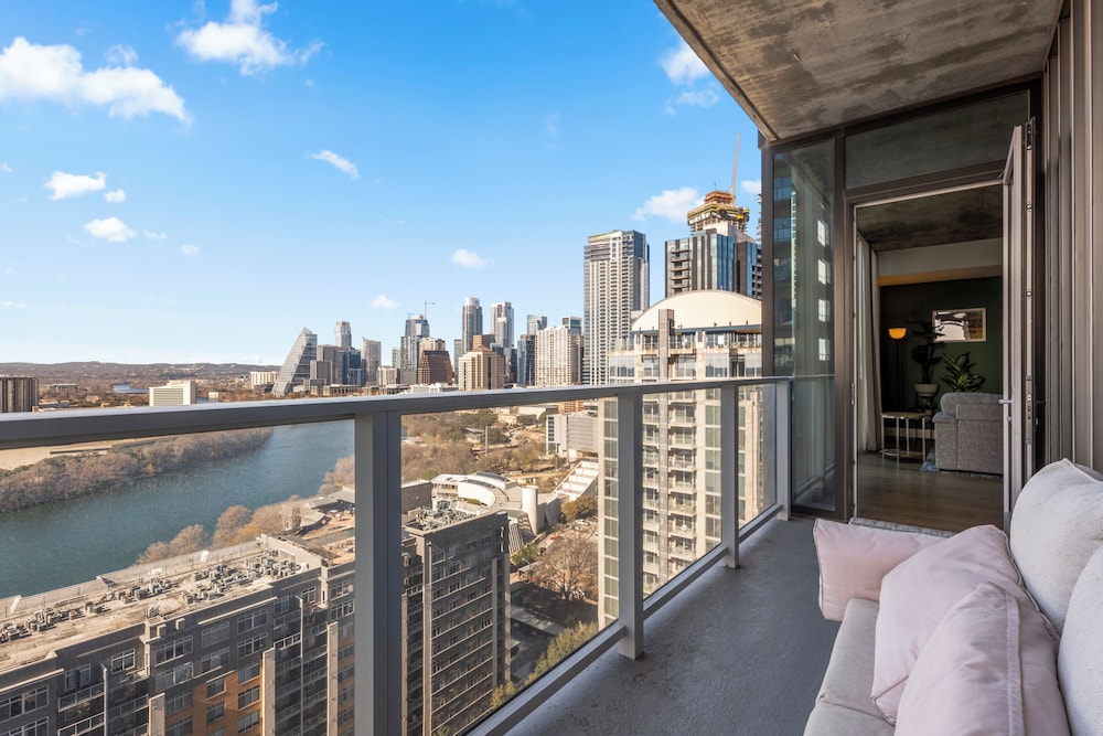 Austin Condo Hotel - photo 669