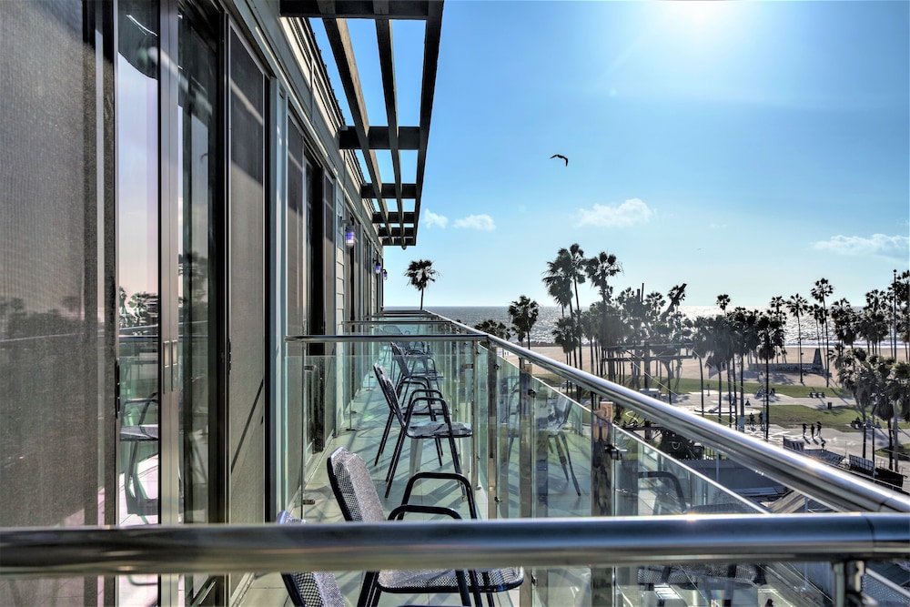 Hotel Erwin Venice Beach - photo 5