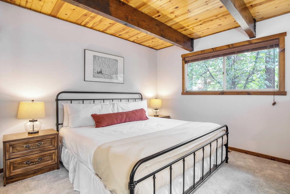 Avalon Pines by AvantStay 5 mins from Bear Mountain Ski Resort - photo 18